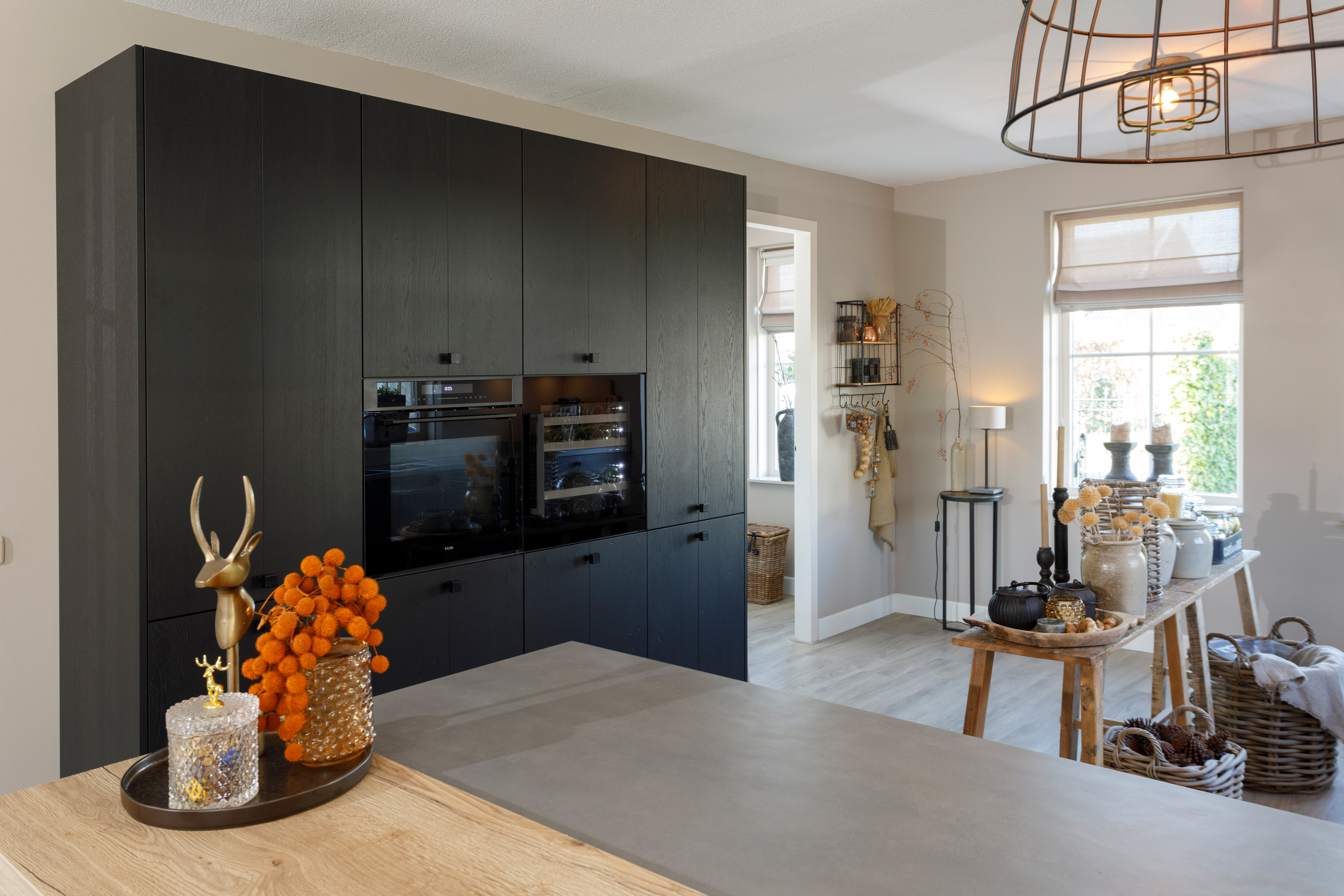 FotoBinnenkijken in een keuken met lef én warmte